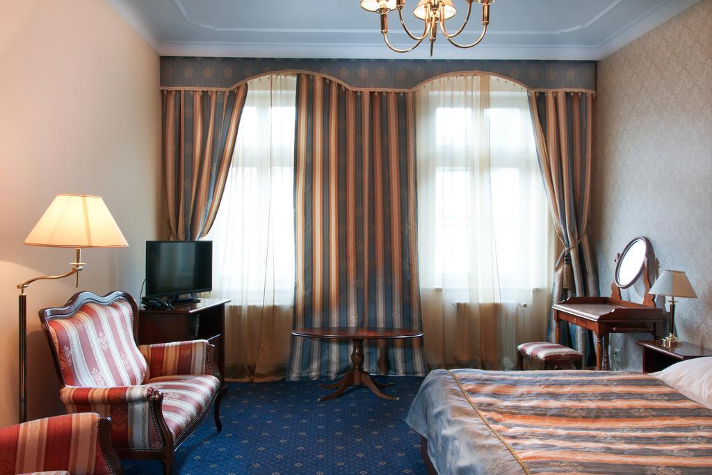 Hotel Ostende Karlovy Vary Exterior foto